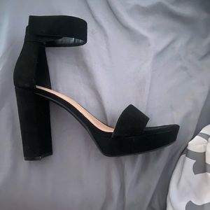 Black womens size 10 high heels